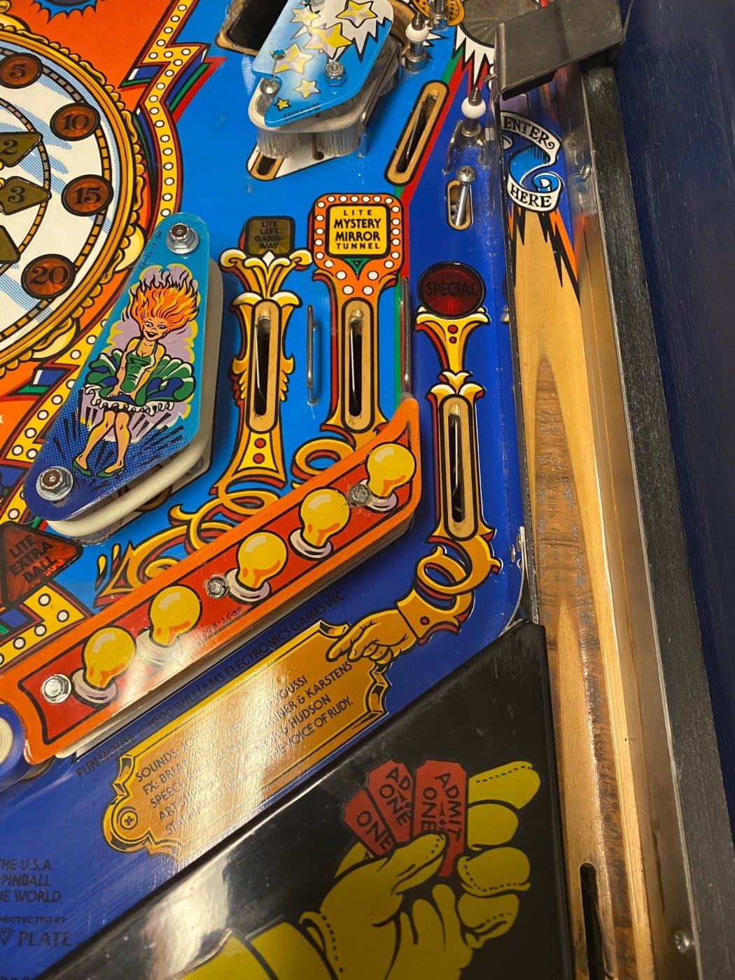 Buy Funhouse Pinball Machine by Williams Online at $9999