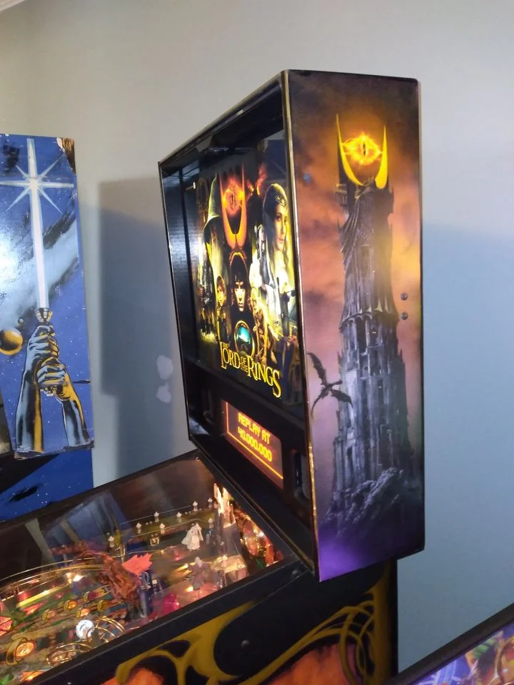Buy Lord of the Rings Pinball Machine Online - Image 2
