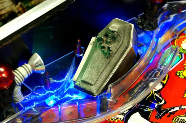 Buy SCARED STIFF Pinball Machine Online - Image 12