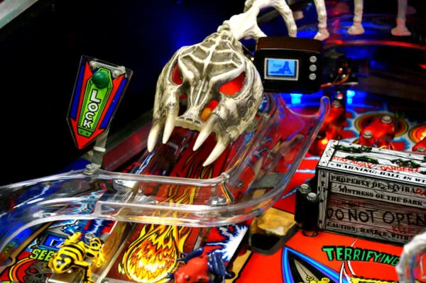 Buy SCARED STIFF Pinball Machine Online - Image 17