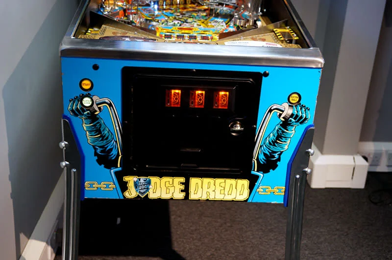 Buy Judge Dredd Pinball Machine Online - Image 11