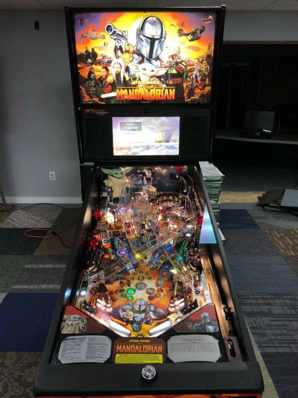 Buy The Mandalorian Pro Pinball Machine Online