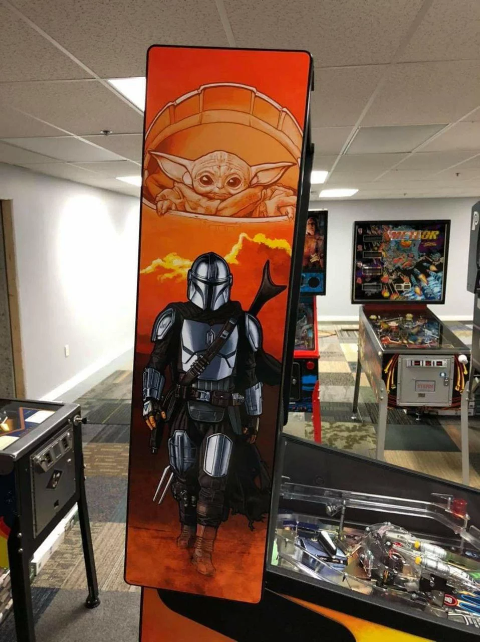 Buy The Mandalorian Pro Pinball Machine Online - Image 9